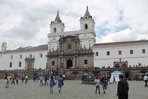 Quito and Otavalo Language Course Prices - © Nino Müns