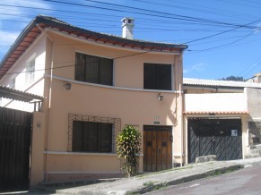 Host family with great view over historic center